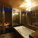 中国黄土の家の写真 夜の浴室