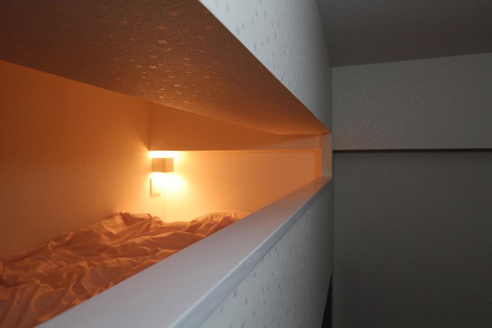 ベッドルーム事例：ロフト（ロフトで生活スペースを確保するマンション）