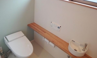 落ち着く空間のトイレ｜Mハウス　施工例4