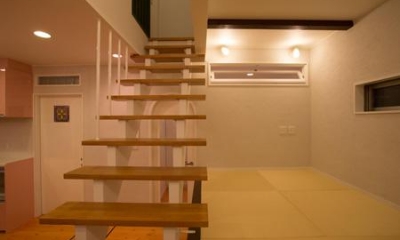 オープン型階段｜Casa Bonita（かわいい家）