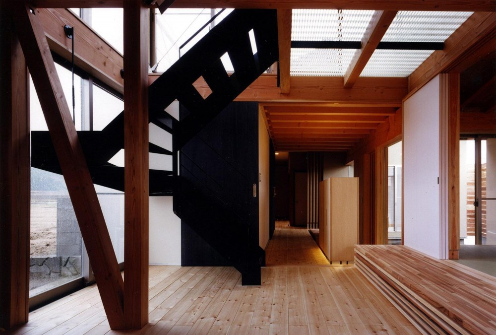 木造スケルトンの家 (階段)
