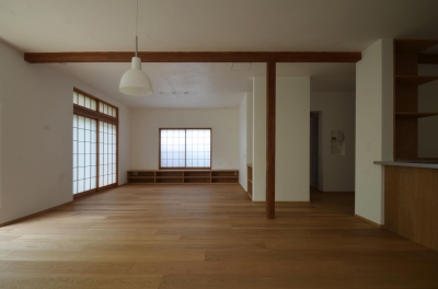 荻窪Ｋ邸－二世帯住宅を一世帯で使用、こだわりの部分リノベーション－ (リビング全景)