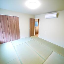 和室 (木造アパートを2LDKの一軒家へフルリノベーション)