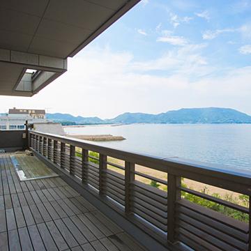 Kazuya  Ikezoi「Ocean Fun House」
