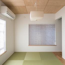 築９０年の木造住宅を二世帯にリノベーション：『横須賀市久里浜・戸建二世帯リノベーション』 (夫婦寝室)