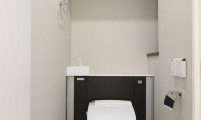 トイレ｜ロフト＋W.I.C.のある、よくばり1DK！30平米の空間を有効利用。