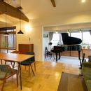 『平屋一軒家のリノベーション』の写真 もっとも眺望のいいピアノ室