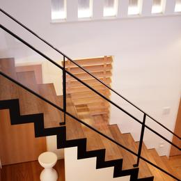 長住の家-室内階段