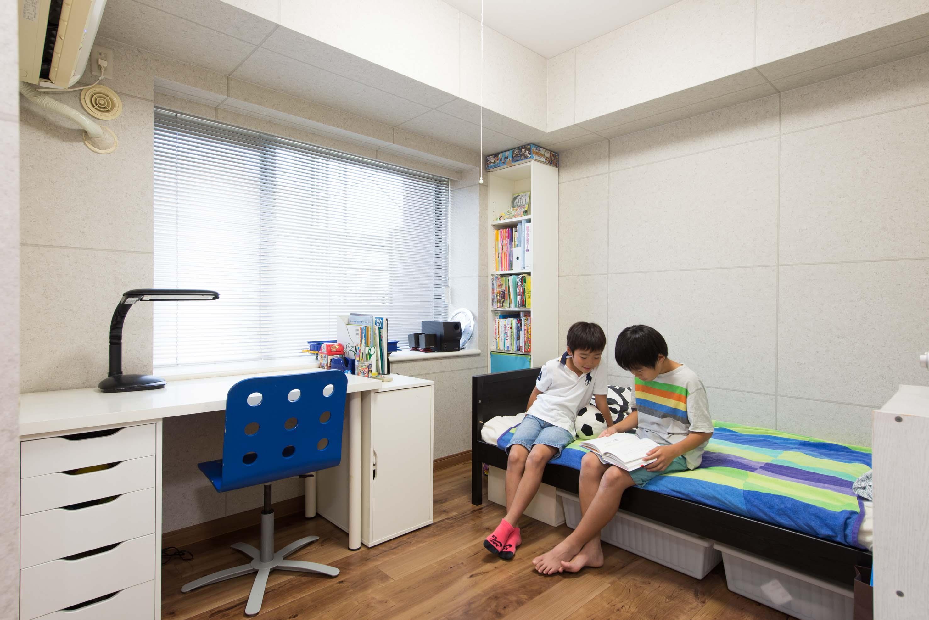 子供部屋事例：子ども部屋（ご家族の生活スタイルに合わせて、中古マンションを全面改装）