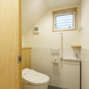 巣鴨の家の写真 明るいトイレ