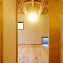 結　〜丸窓のある木の家〜の写真 寝室