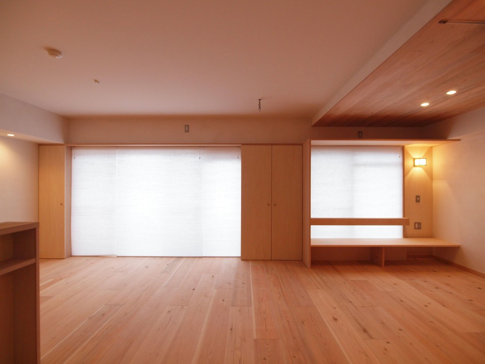 池田 郁夫「窓際造作ベンチと多様性のある小リビングを持つ住まい」