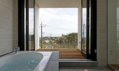 那須の家 (眺望のいい浴室)