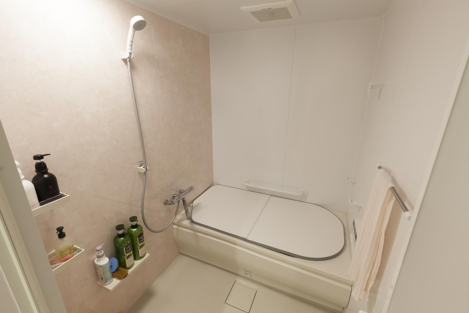 バス/トイレ事例：バスルーム（60代ご夫婦、暮らしの品質を劇的に改善した「安心リノベ術」）
