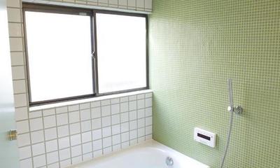 SUBACO-路地裏の薄暗い２ＬＤＫを「光と風にあふれた家」に (浴室)