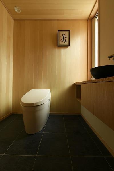 トイレ (「中庭のある家＠現代京町家」)