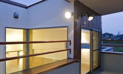 埼玉県和光市の区画整理地の家 (3階フロアにあるルーフバルコニー)