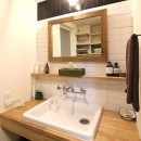 壁をつくらない 空間の仕切り方（鶴見区 I邸マンションリノベーション）の写真 洗面室