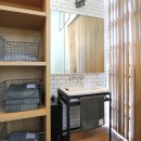 素材が変わる　家が変わる（渋谷 C邸戸建てリノベーション）の写真 洗面室