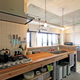 “DIY ROOM”で家作りは続く（東大宮 K邸マンションリノベーション） (キッチン)