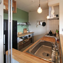 “DIY ROOM”で家作りは続く（東大宮 K邸マンションリノベーション） (キッチン)