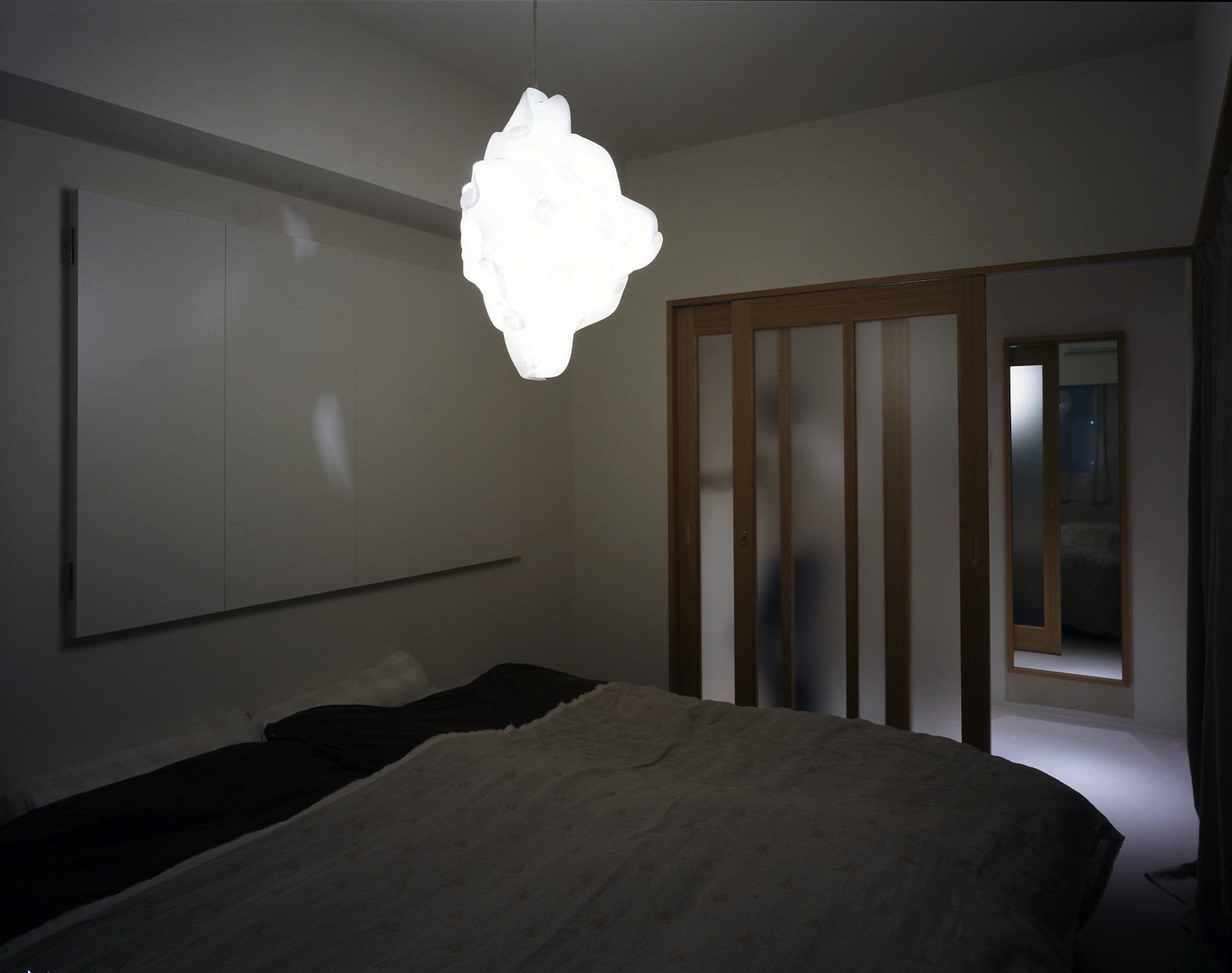 ベッドルーム事例：寝室（tsujioka house）