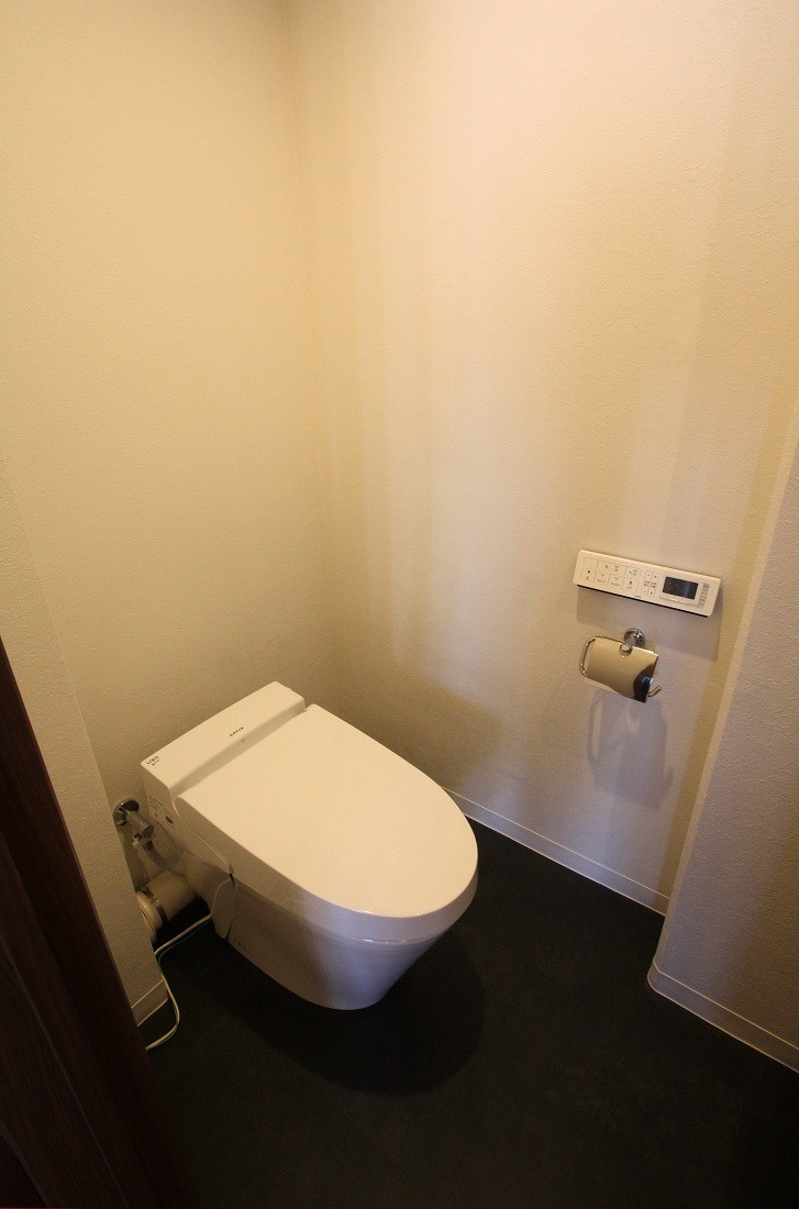 バス/トイレ事例：トイレ（築35年のマンションをセカンドハウスに全面リフォーム）