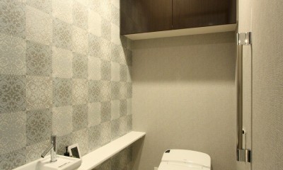 新築マンション・オプション工事  壁面収納のデザイン (トイレ)