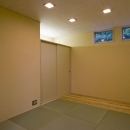 我孫子のコートハウス／平屋の家の写真 琉球畳のある和室