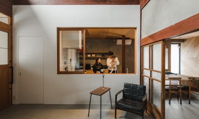 古民家カフェみたいな日本家屋リノベーション（下戸山の家リノベーション） (キッチン)