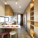 一戸建住宅デザインリフォーム　ヘリンボーンスタイルの写真 キッチン