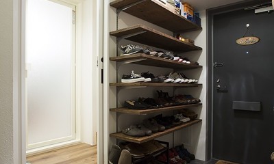 造作棚で靴もディスプレイ＠デコレーション・ハウス｜デコレーション・ハウス