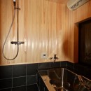 東大阪市龍間M邸〜外国人家族３人が暮らす木造平屋建て住宅のキッチンダイニングを中心とした室内リフォームの写真 浴室