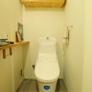 ASSY1号！　セットアップされた組み合わせの中に自分仕様のアレンジを施す、居心地の良い空間の写真 トイレ