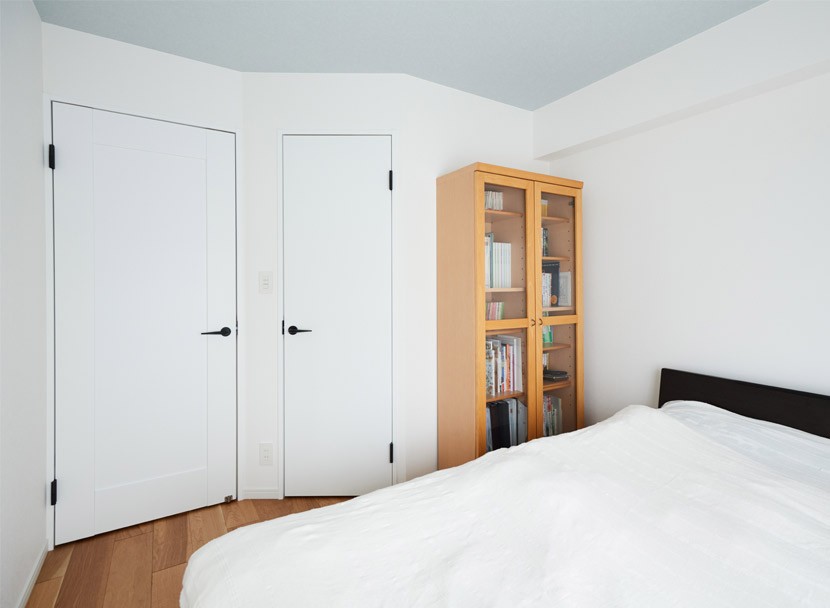 ベッドルーム事例：寝室（ライフスタイルを見つめたからこそ、シンプルながら趣味を充実させた暮らしを実現。）