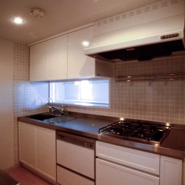 東京中野　ミニマル・シンプルな空間へマンションリノベーション (キッチン)