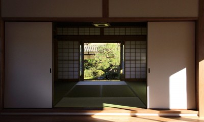 日本家屋の平屋をアンティークにリノベ（信楽の家リノベーション） (和室)
