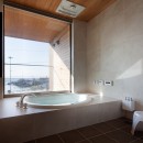 荒崎週末住居〜海・夕陽・富士山を望む家〜の写真 浴室