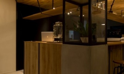 アイアンフレームを使ったオシャレなカフェ（cafe CICERO） (内装)
