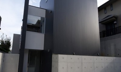 名古屋市T邸～幾つもの外部空間を内包する家 (エントランス)