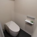自分らしい暮らしを形にした中古マンションリノベーションの写真 トイレ