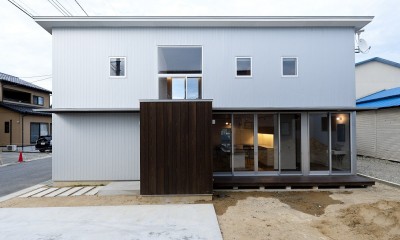 n house (外観)