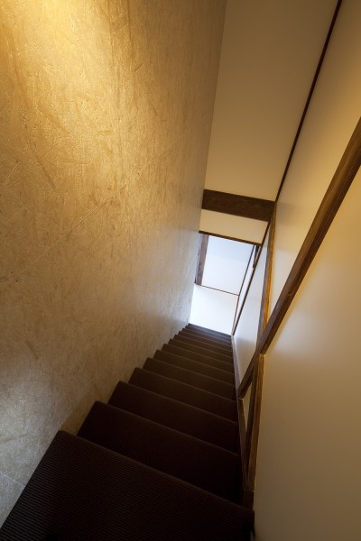 階段 (綾瀬の住宅)