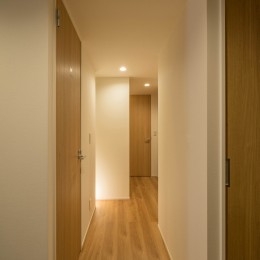 羽田の家 (廊下)