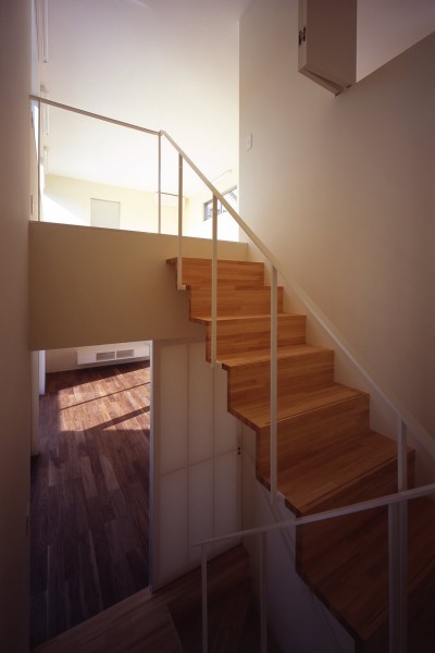 階段 (日立の2世帯住宅)