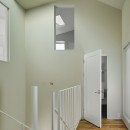 間窓の家 - ギャラリーのある暮らしの写真 階段ホール
