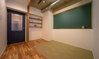洋室4.7畳｜マンションリフォーム『Industrial styleと畳フローリングの融合』