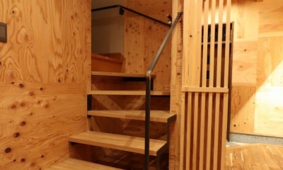 スリップ階段｜「住む人が家を好きになる。」カスタマイズする家