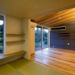 『上駒沢の家』プライベートを大切にした二世帯住宅 (和室（子世帯）)