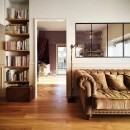 アンティーク家具が似合う部屋の写真 アンティーク家具と調和するリビング